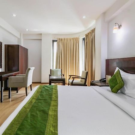 Treebo Trend Hotel Parker Ahmedabad Ngoại thất bức ảnh