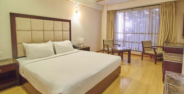 Treebo Trend Hotel Parker Ahmedabad Ngoại thất bức ảnh