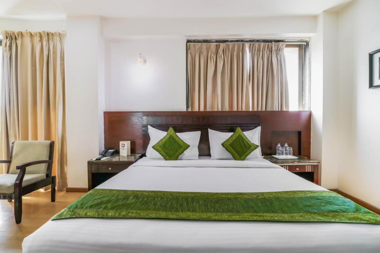 Treebo Trend Hotel Parker Ahmedabad Ngoại thất bức ảnh