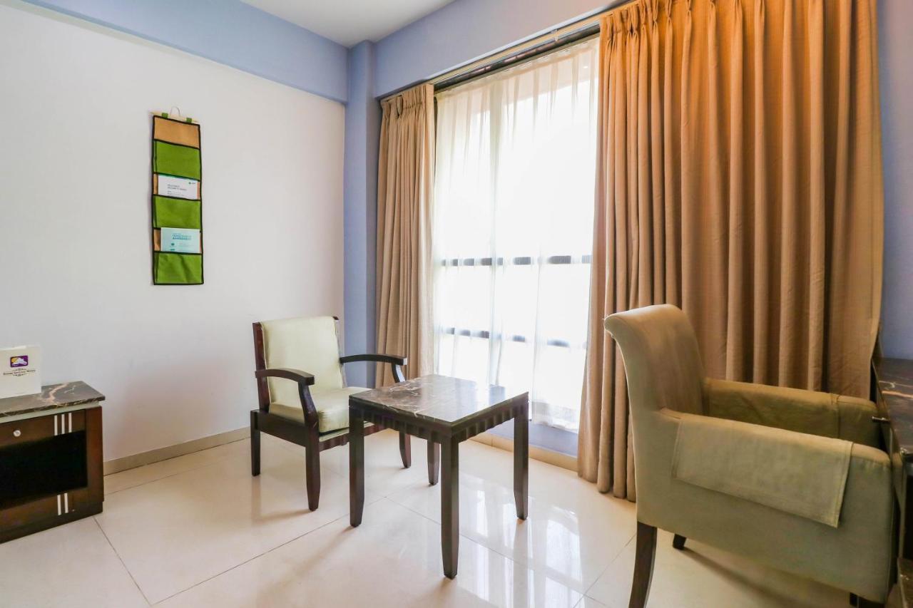 Treebo Trend Hotel Parker Ahmedabad Ngoại thất bức ảnh
